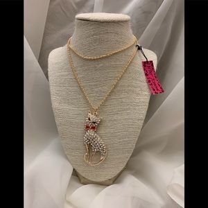Betsey Johnson Pretty Kitty Necklace.